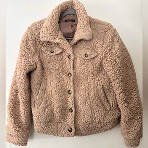 Staccato Tan Sherpa Cropped Jacket size medium